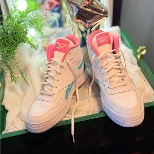 Reebok High Top Women's White/Teal/Steely blue/Pink Sneakers Worn once Size 8.5